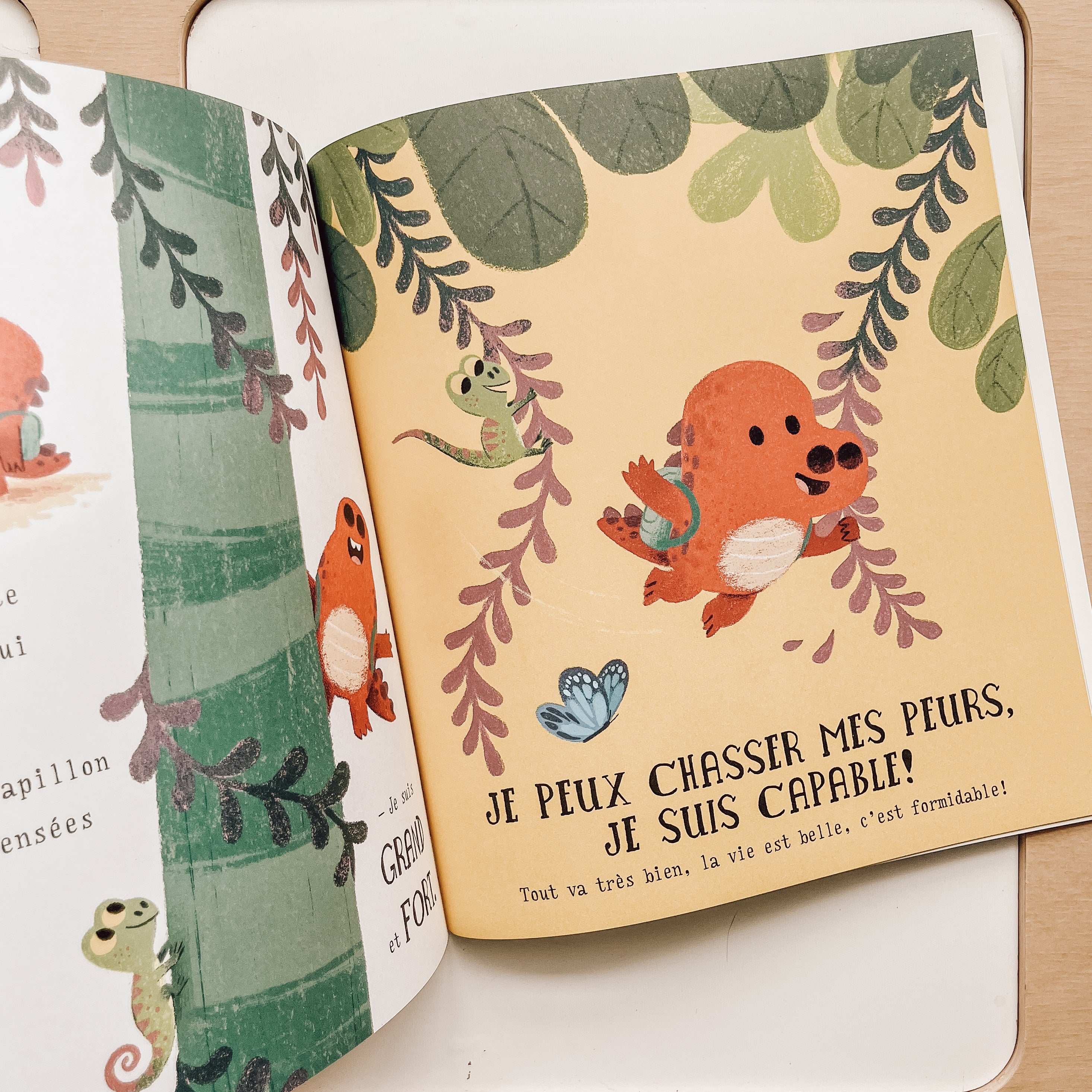 Livre d'histoire - Le dino anxieux