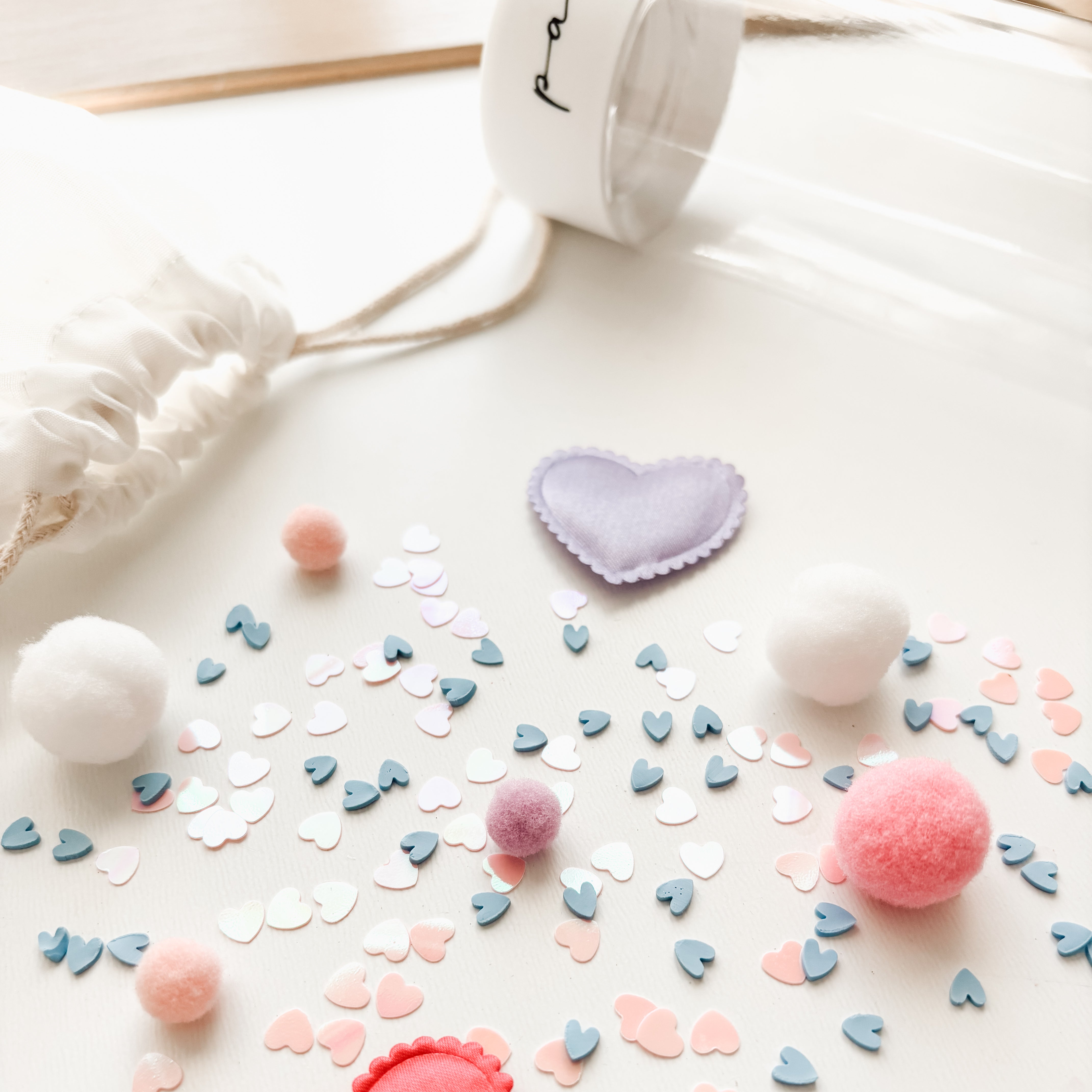 Bouteille sensorielle - Petits coeurs
