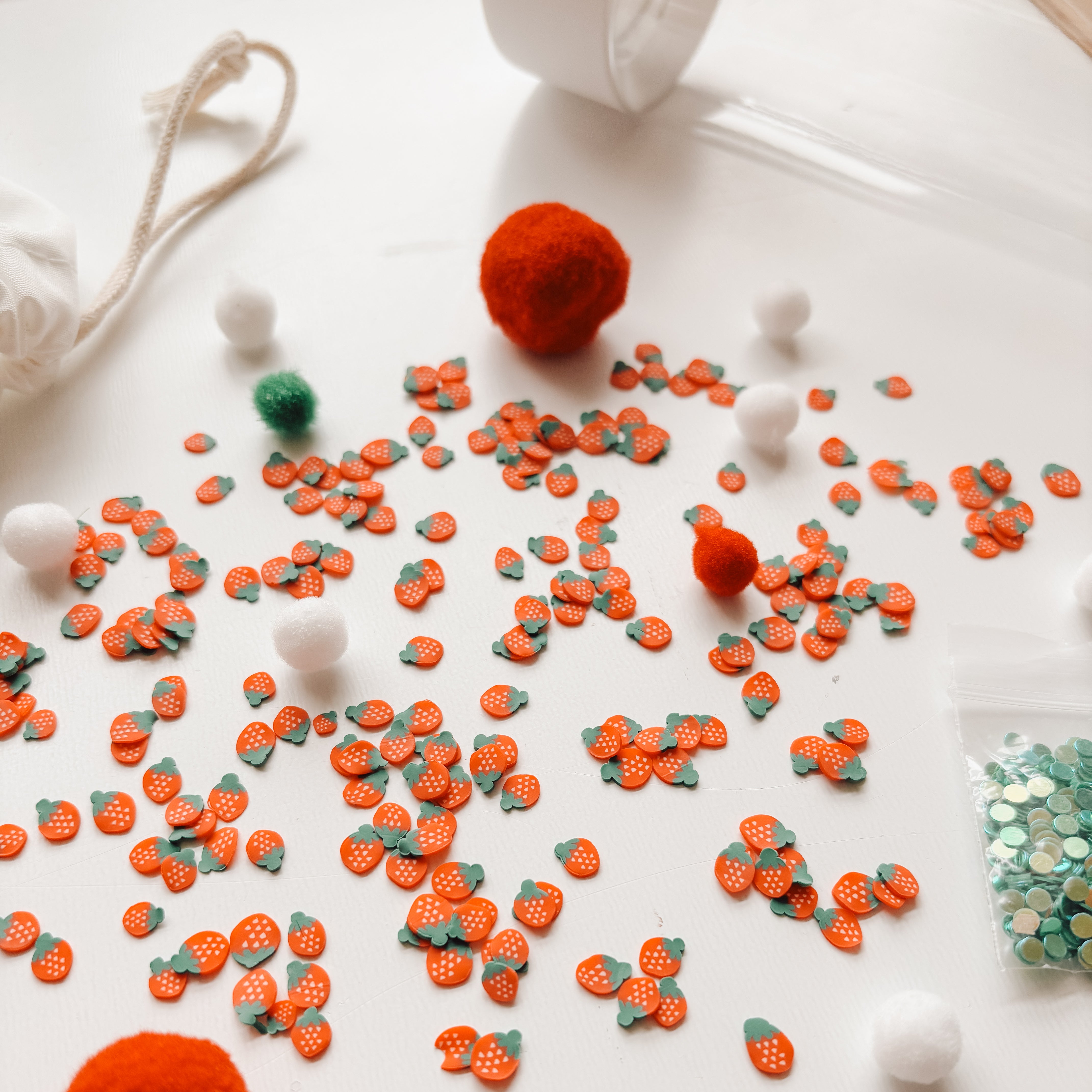 Bouteille sensorielle - Petites fraises