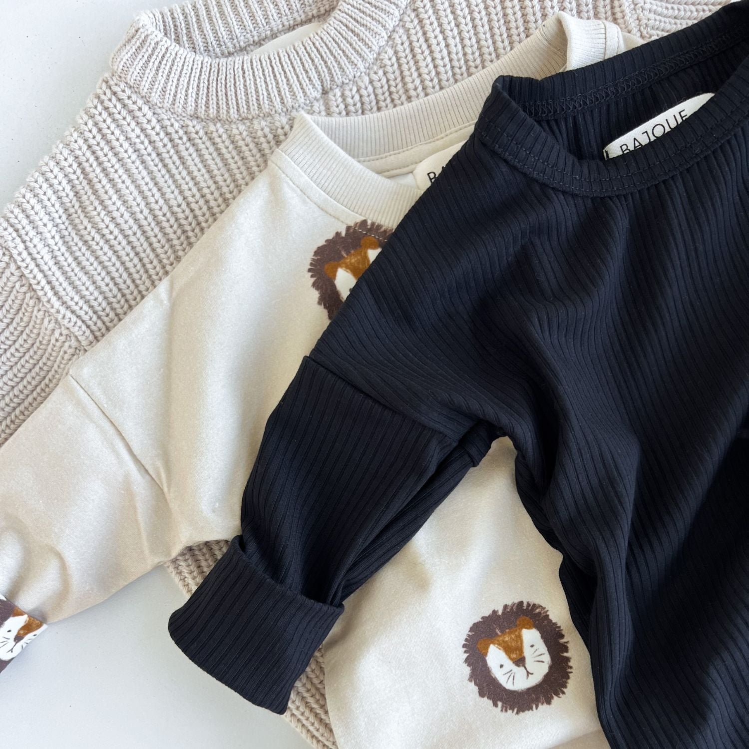 Pull évolutif bébés et enfants en bambou-Noir