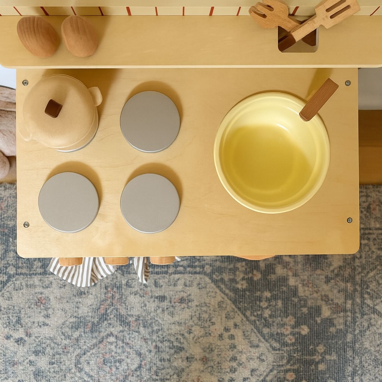 Cuisinette pour enfants en bois