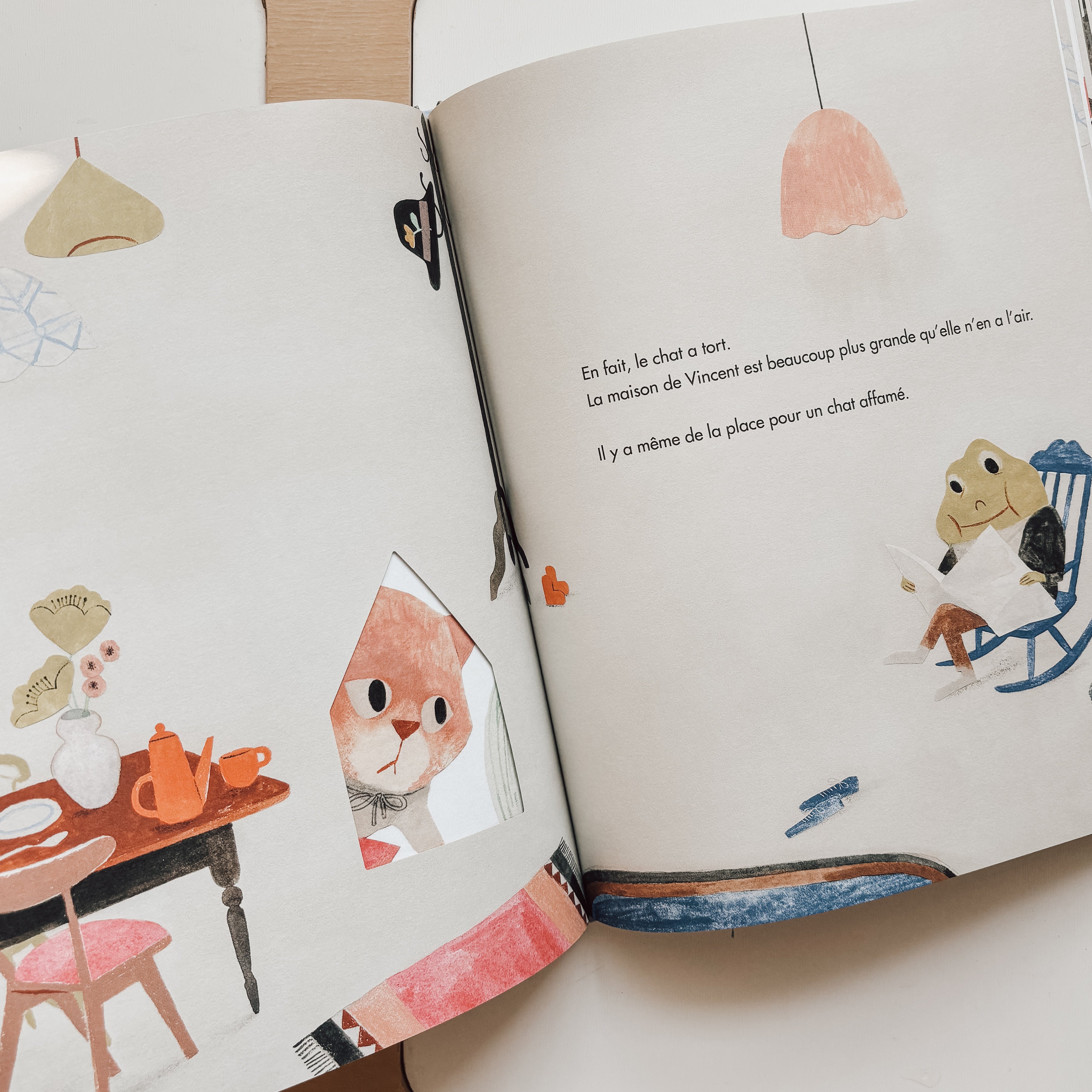 Livre d'histoire - La souris qui portait une maison sur son dos