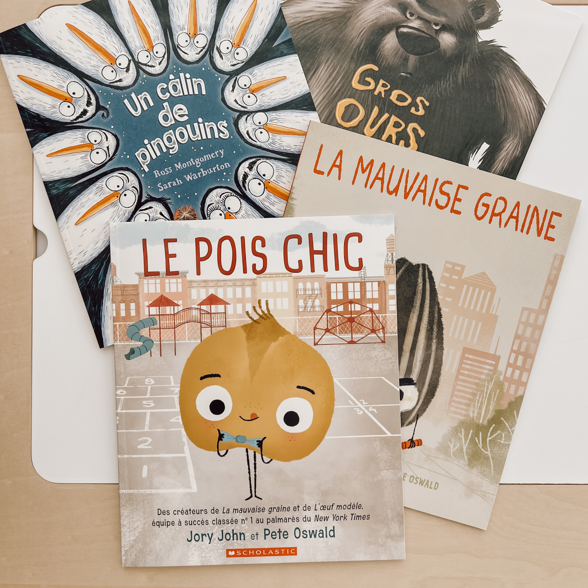 Livre d'histoire - Le pois chic