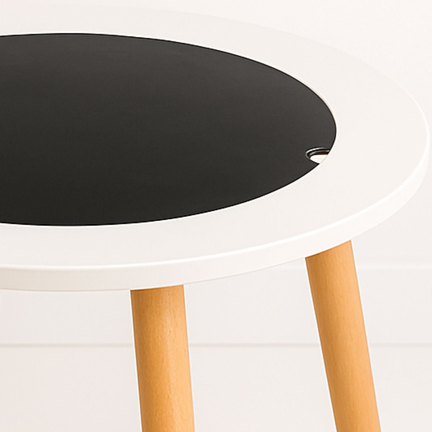 Table de jeu pour enfants