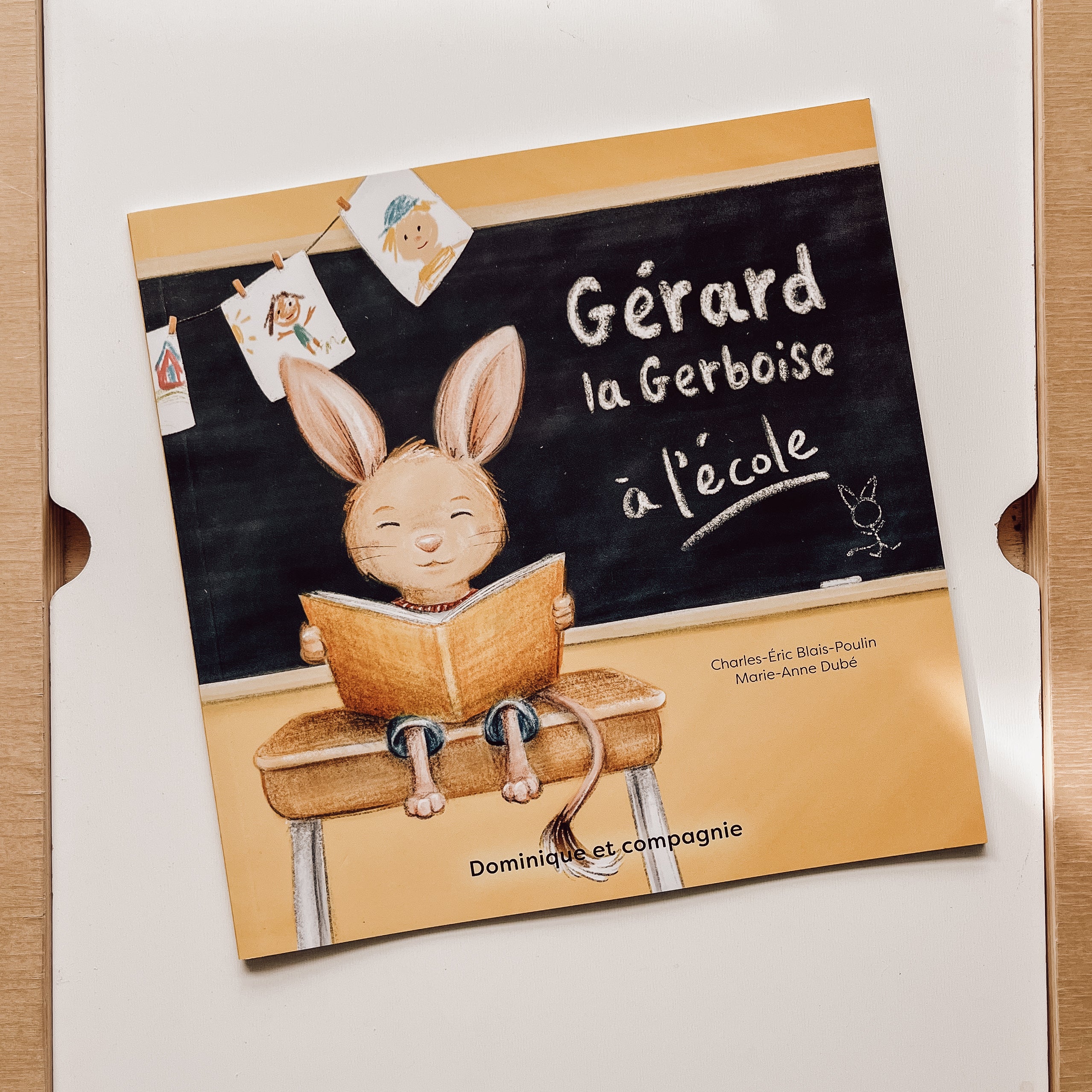 Livre d'histoire - Gérard la Gerboise à l'école
