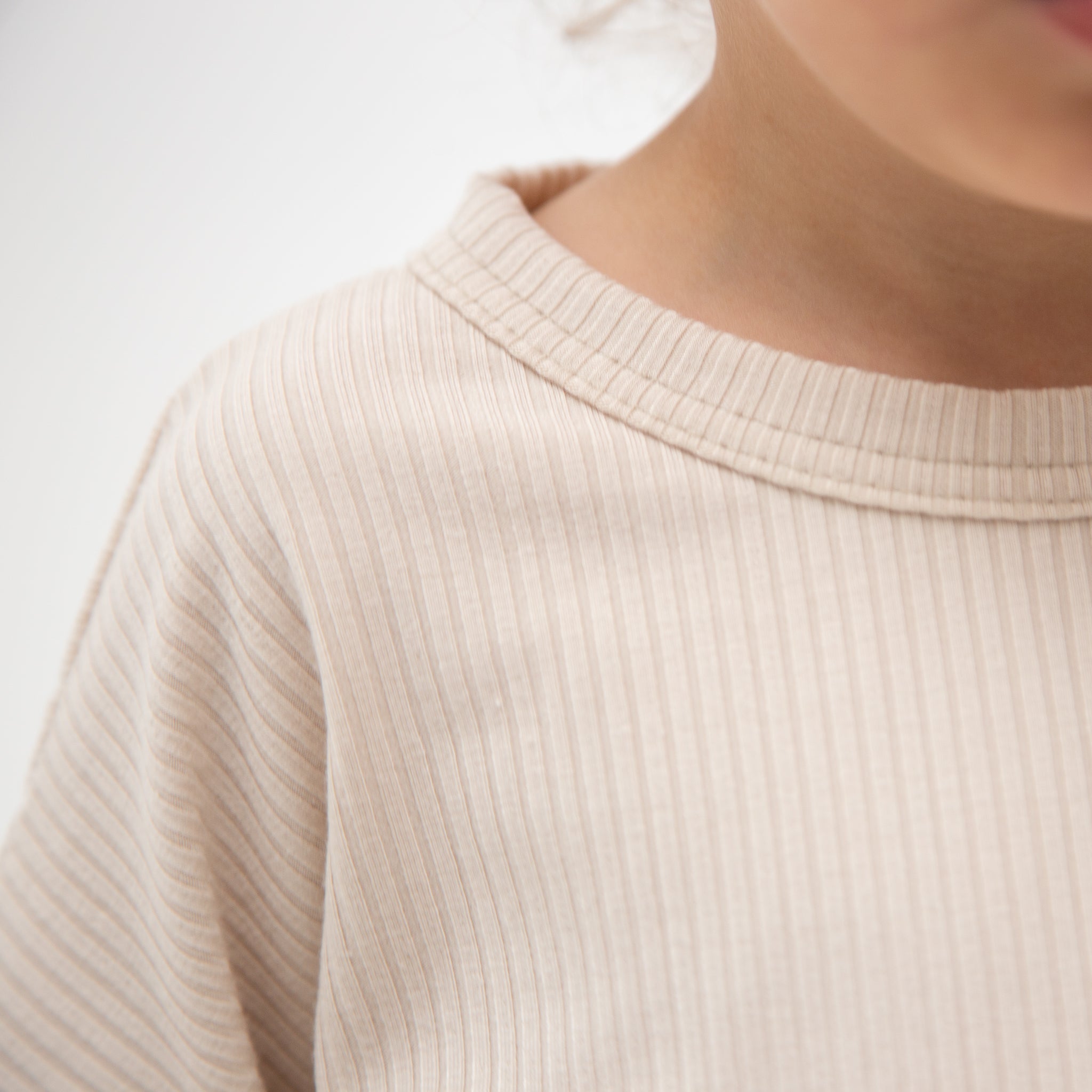 Pull évolutif en bambou bébés et enfants - Beige
